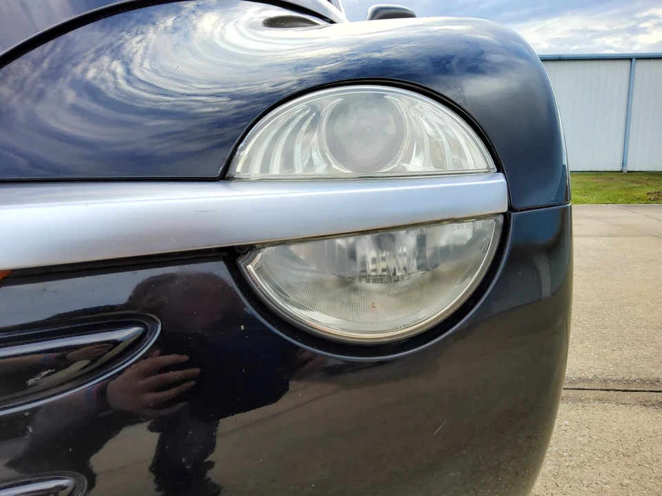 2004 Chevrolet SSR - Image 10 of 31
