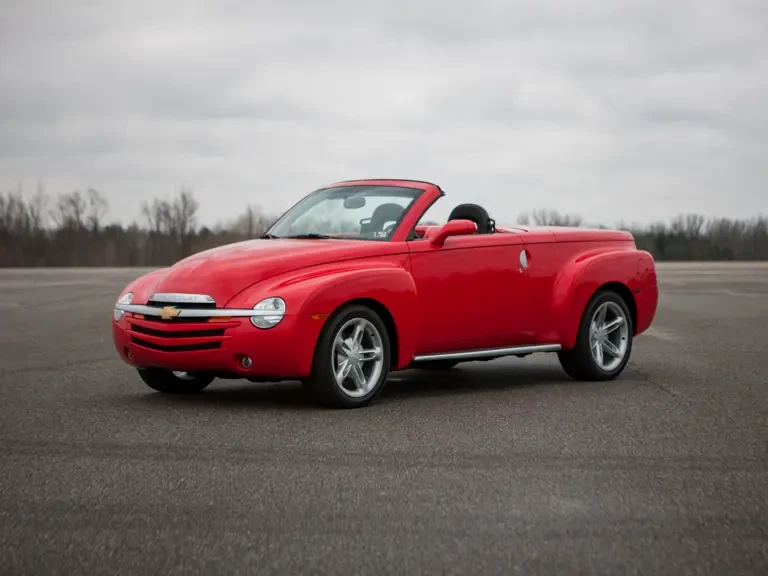 2004 Chevrolet SSR - Image 18 of 31