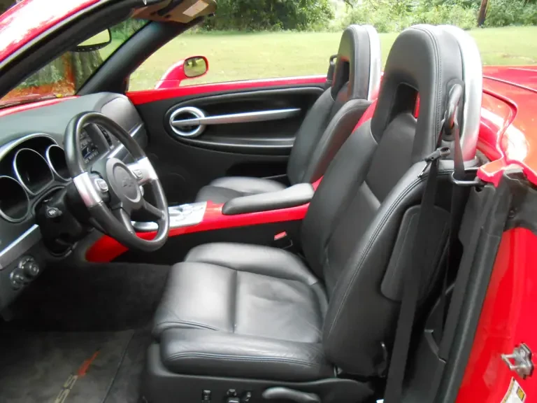 2004 Chevrolet SSR - Image 5 of 31
