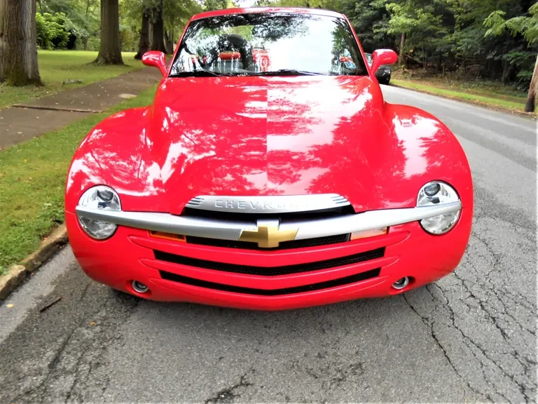 2004 Chevrolet SSR - Image 7 of 31
