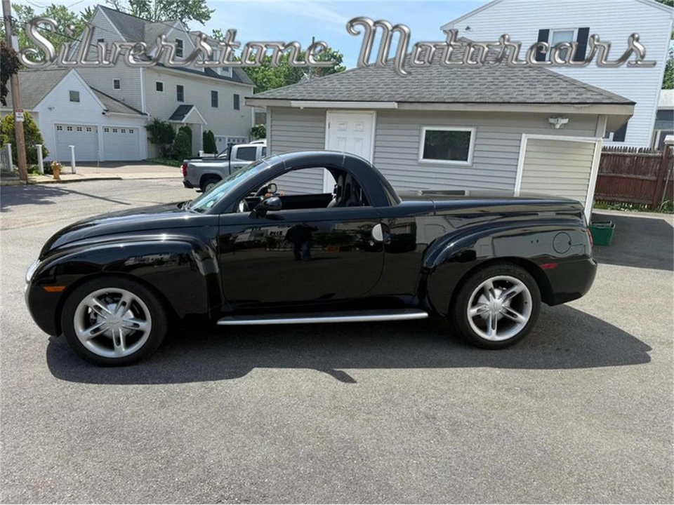 2004 Chevrolet SSR - Image 25 of 31