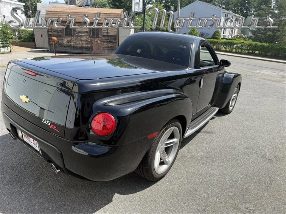 2004 Chevrolet SSR - Image 30 of 31
