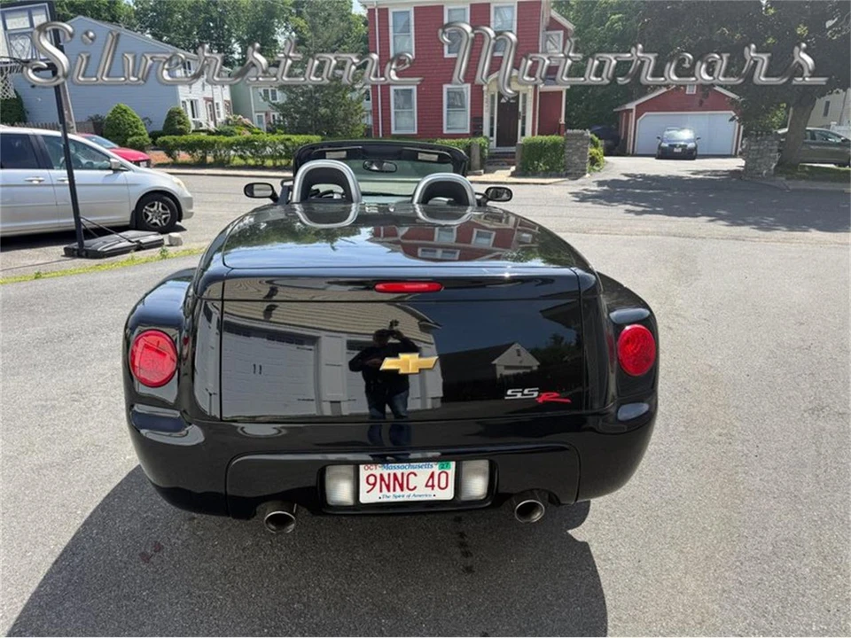 2004 Chevrolet SSR - Image 21 of 31