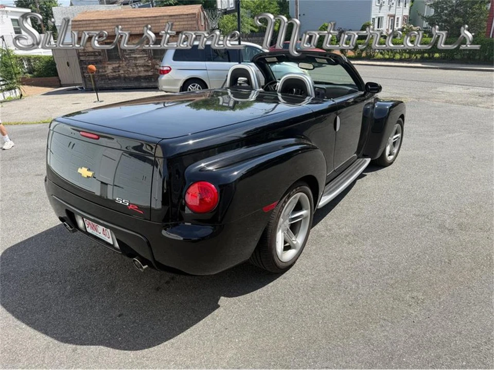 2004 Chevrolet SSR - Image 18 of 31