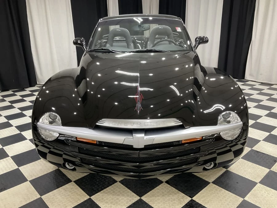 2004 Chevrolet SSR - Image 3 of 12