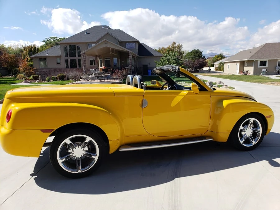 2004 Chevrolet SSR - Image 9 of 10
