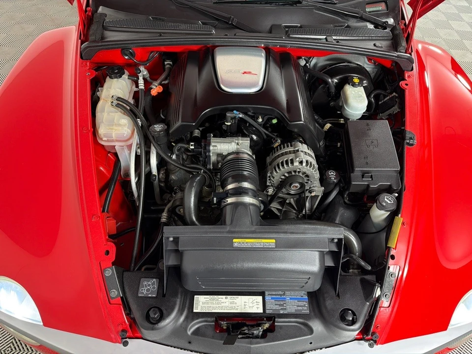 2004 Chevrolet SSR - Image 29 of 29