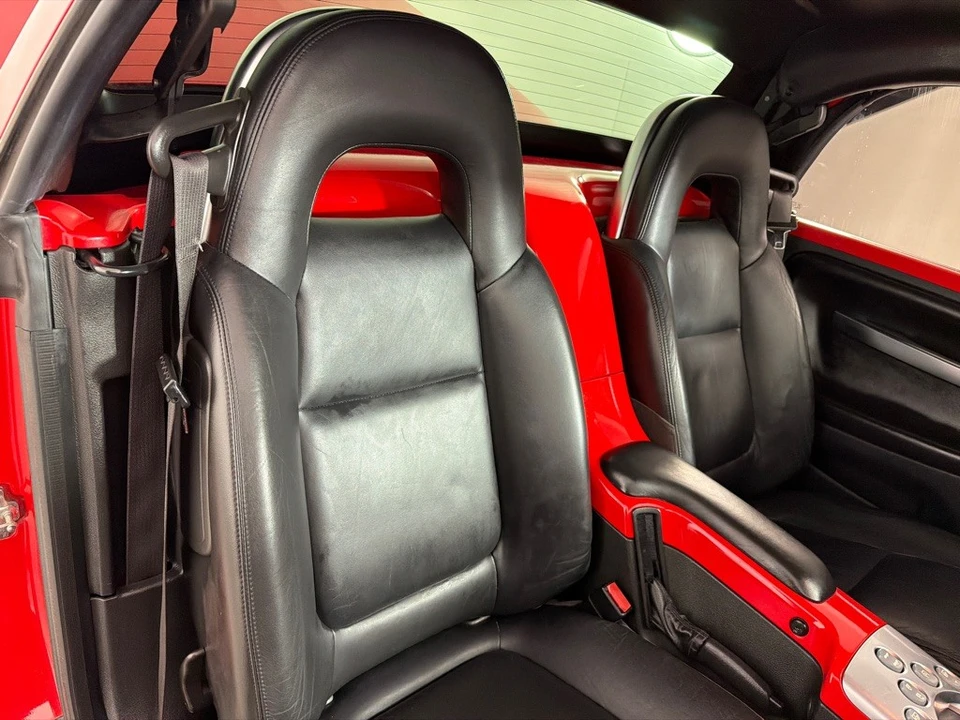 2004 Chevrolet SSR - Image 26 of 29