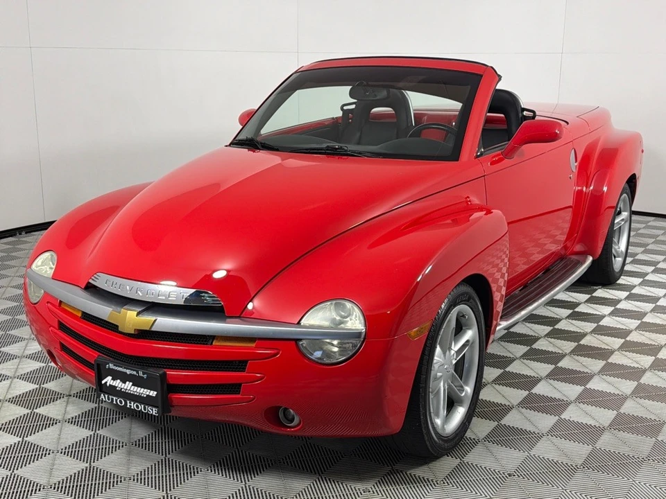 2004 Chevrolet SSR - Image 9 of 29