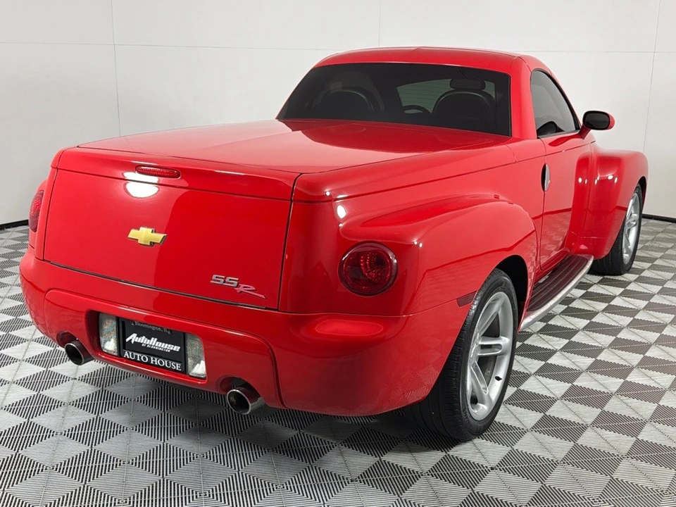 2004 Chevrolet SSR - Image 13 of 29