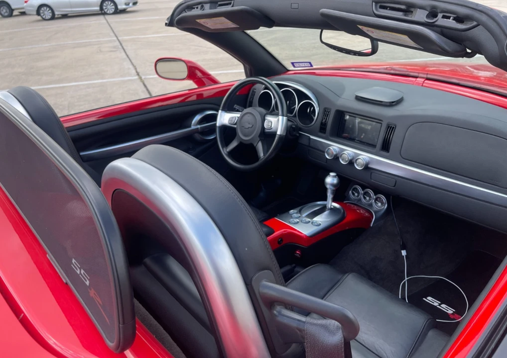 2004 Chevrolet SSR - Image 21 of 21