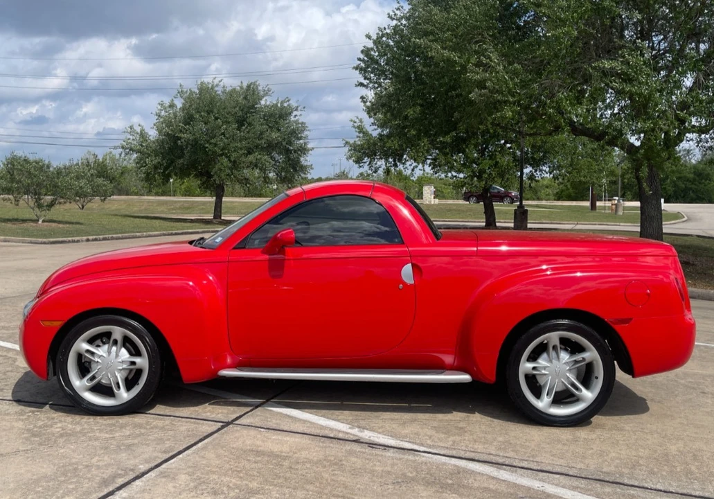2004 Chevrolet SSR - Image 7 of 21