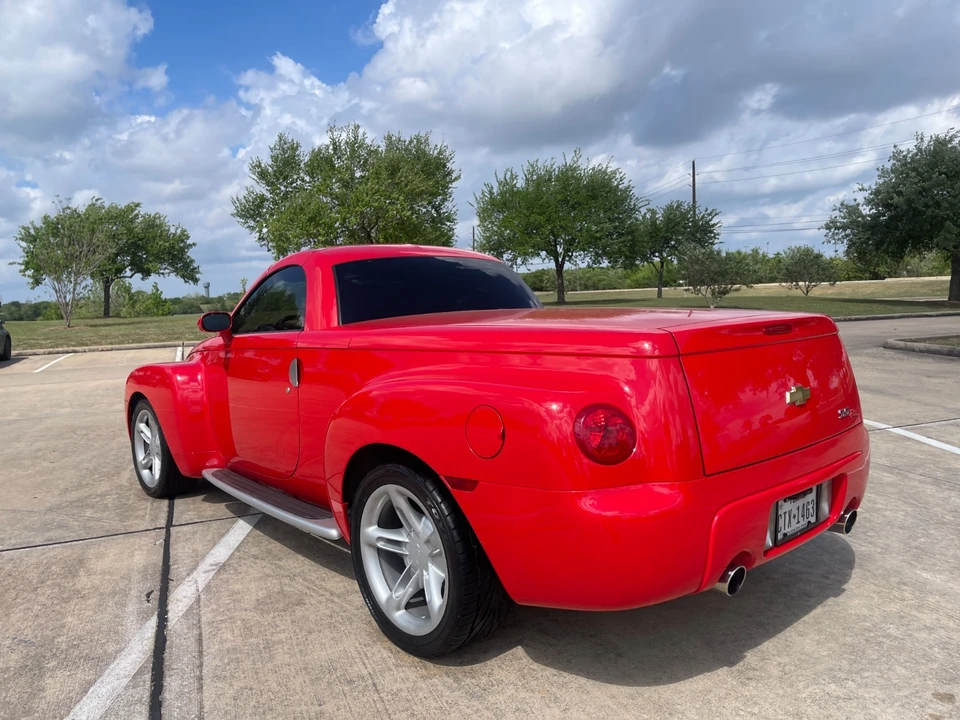2004 Chevrolet SSR - Image 6 of 21