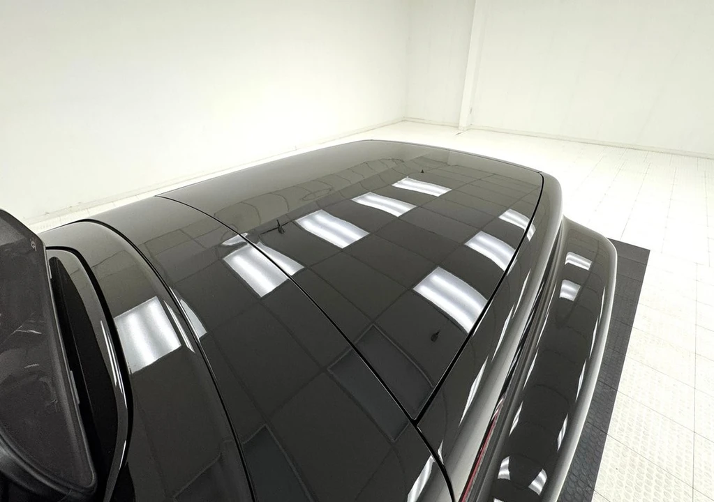 2004 Chevrolet SSR - Image 20 of 31