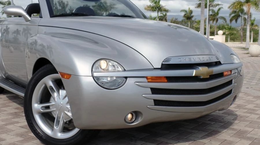 2004 Chevrolet SSR - Image 11 of 12
