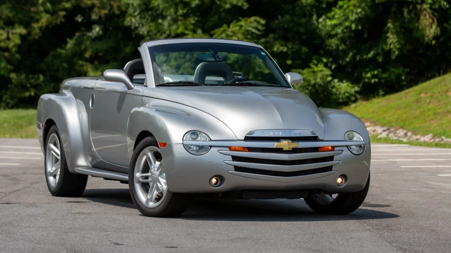 2004 Chevrolet SSR - Image 12 of 27