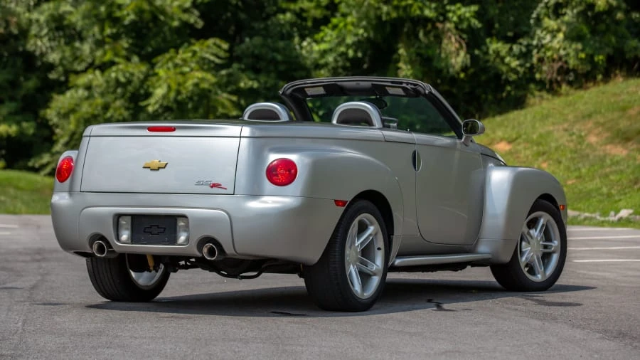 2004 Chevrolet SSR - Image 13 of 27