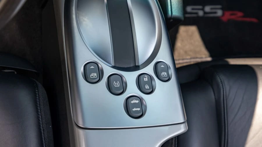 2004 Chevrolet SSR - Image 27 of 27