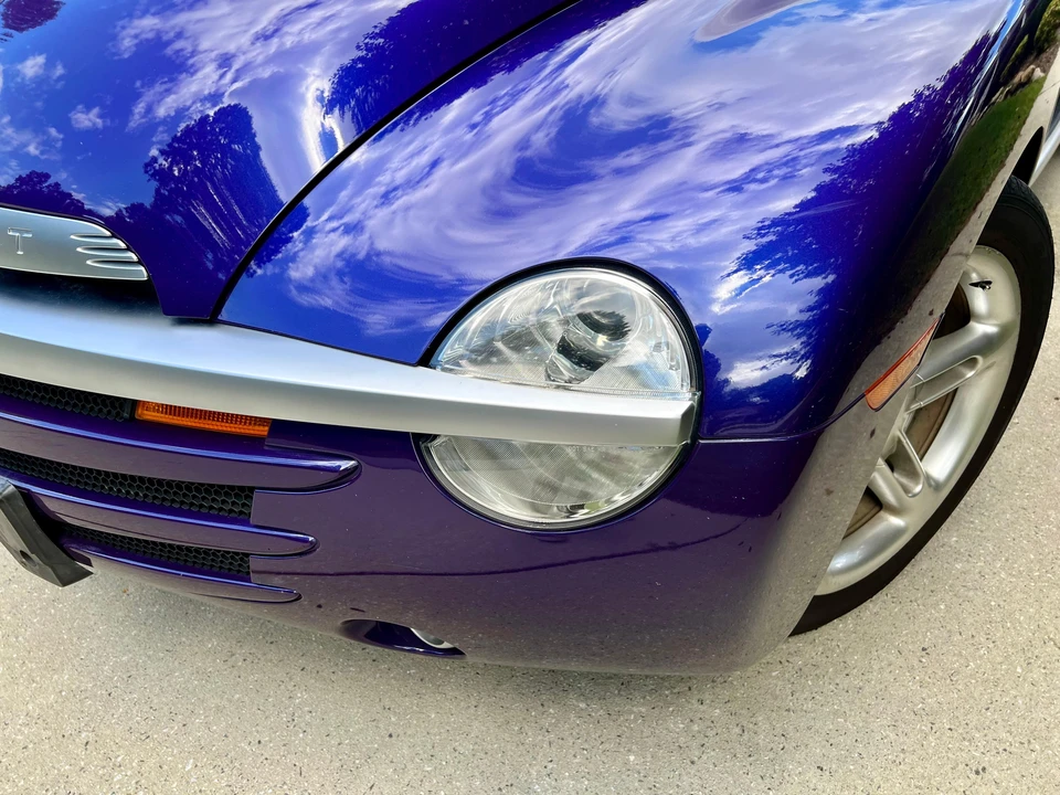 2004 Chevrolet SSR - Image 13 of 31