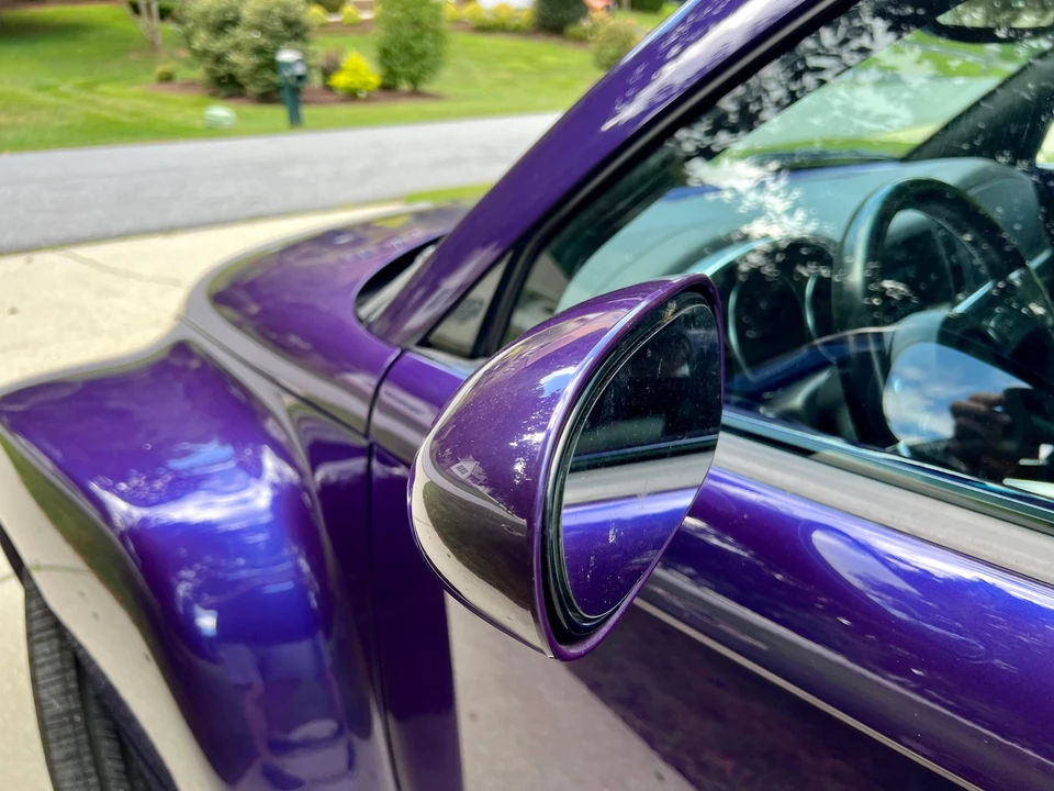 2004 Chevrolet SSR - Image 16 of 31
