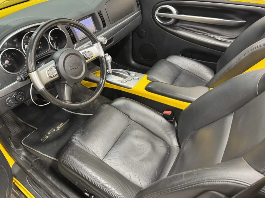 2004 Chevrolet SSR - Image 7 of 12
