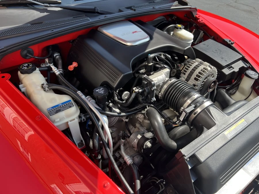 2004 Chevrolet SSR - Image 10 of 11