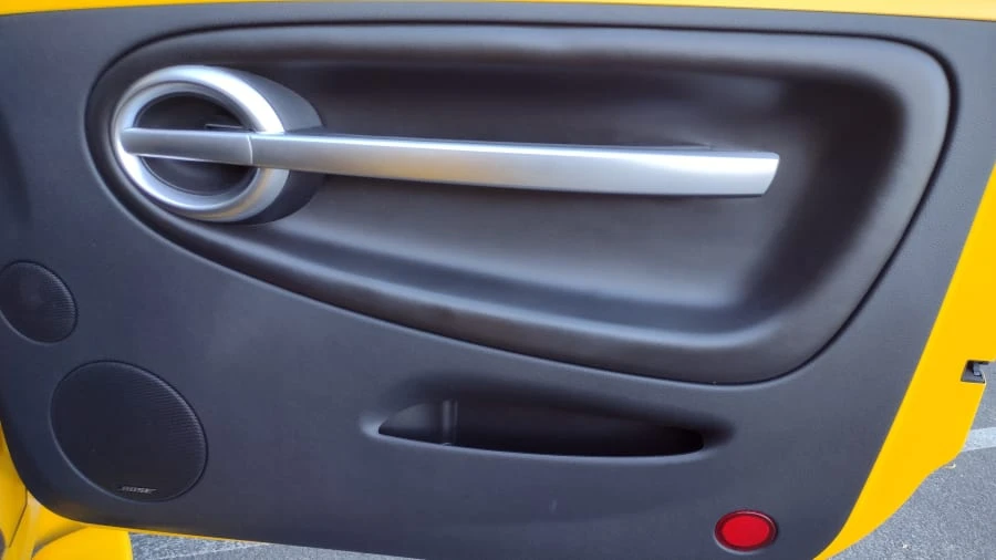 2004 Chevrolet SSR - Image 9 of 17