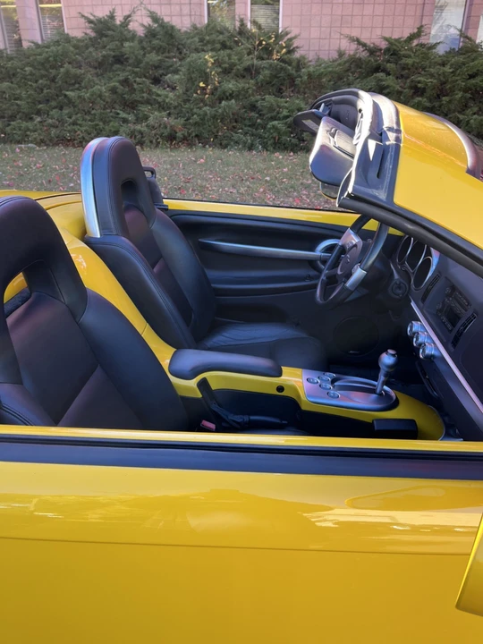 2004 Chevrolet SSR - Image 8 of 20