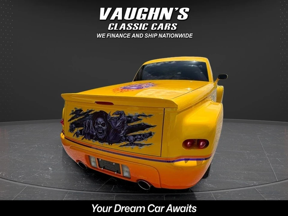 2004 Chevrolet SSR - Image 5 of 31
