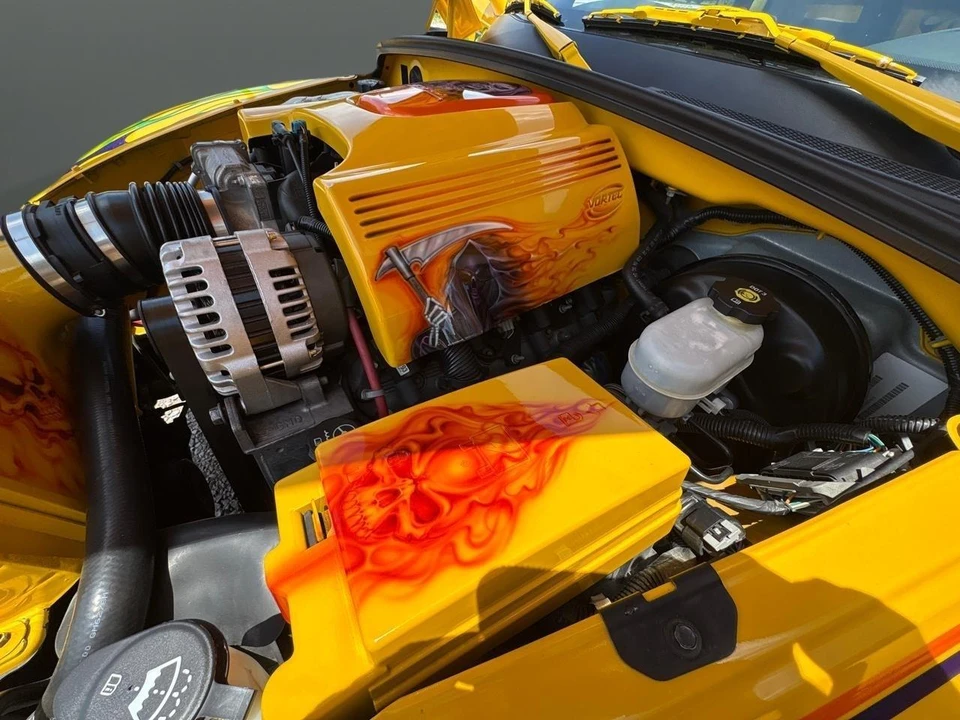 2004 Chevrolet SSR - Image 29 of 31