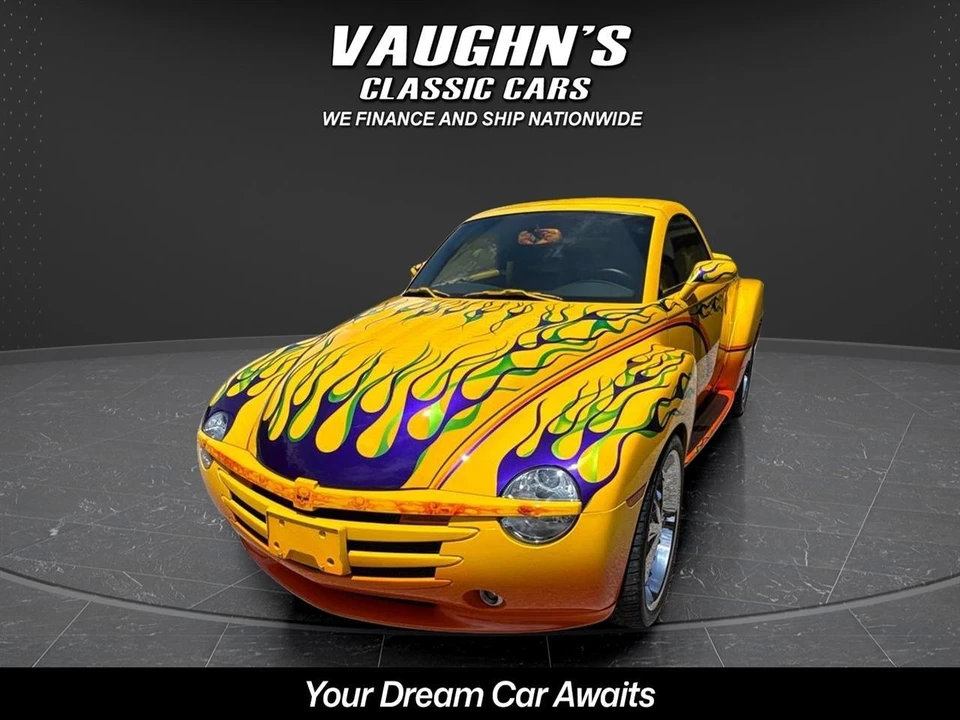 2004 Chevrolet SSR - Image 10 of 31