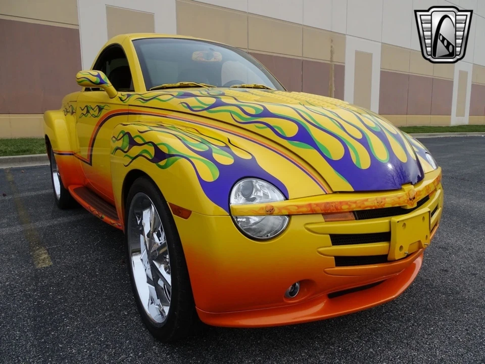 2004 Chevrolet SSR - Image 10 of 12