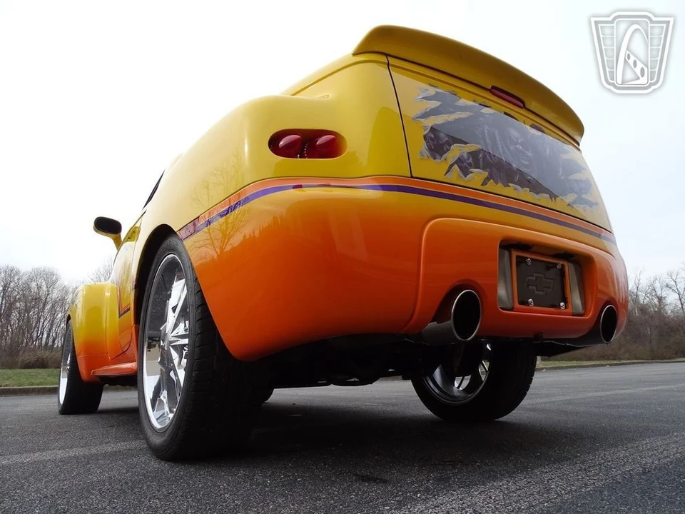 2004 Chevrolet SSR - Image 12 of 31