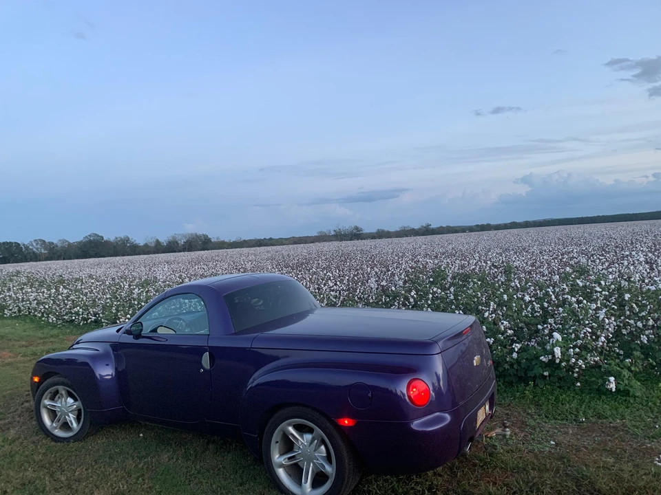 2004 Chevrolet SSR - Image 7 of 10