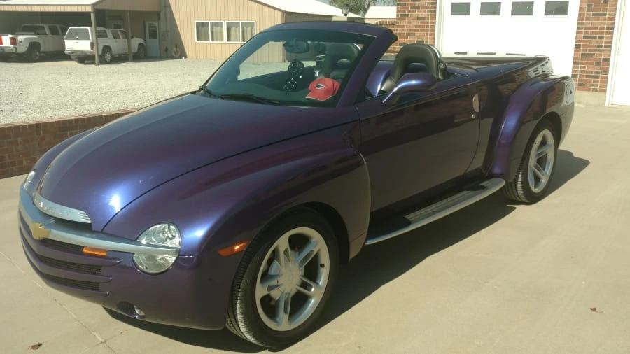 2004 Chevrolet SSR - Image 9 of 16