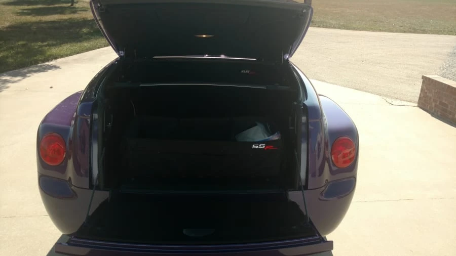 2004 Chevrolet SSR - Image 8 of 16