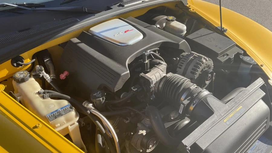 2004 Chevrolet SSR - Image 6 of 15