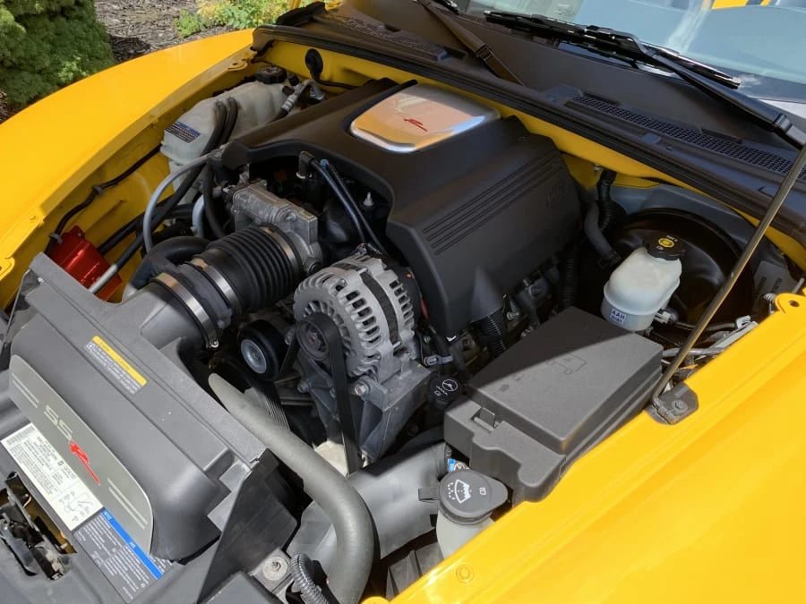 2004 Chevrolet SSR - Image 6 of 10