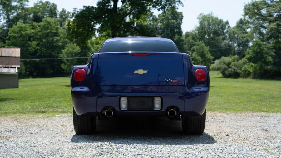 2004 Chevrolet SSR - Image 12 of 31