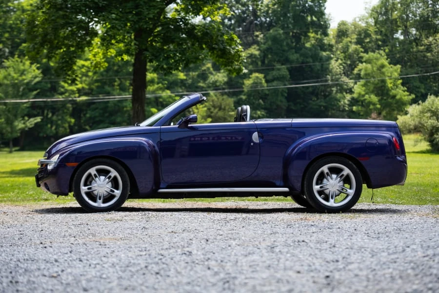 2004 Chevrolet SSR - Image 20 of 31