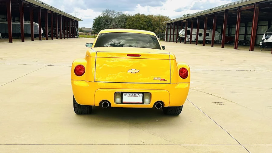 2004 Chevrolet SSR - Image 5 of 31