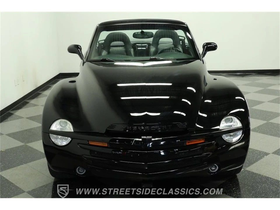 2004 Chevrolet SSR - Image 16 of 31