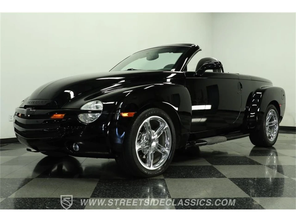 2004 Chevrolet SSR - Image 21 of 31