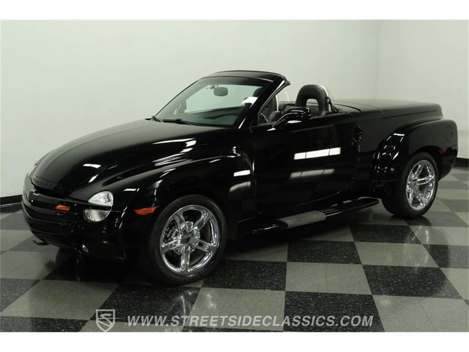 2004 Chevrolet SSR - Image 6 of 31