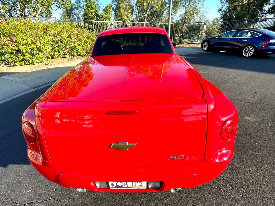 2004 Chevrolet SSR - Image 7 of 24