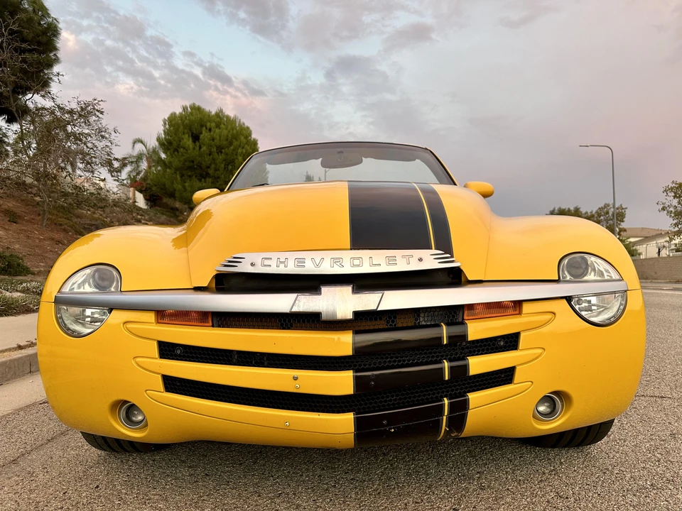 2004 Chevrolet SSR - Image 6 of 31