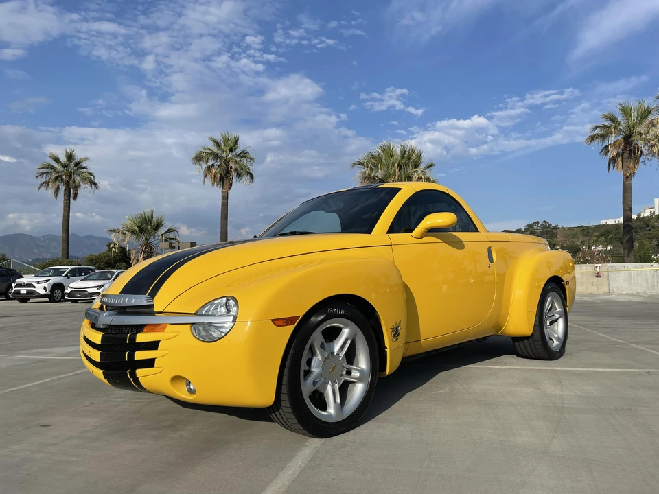 2004 Chevrolet SSR - Image 27 of 31