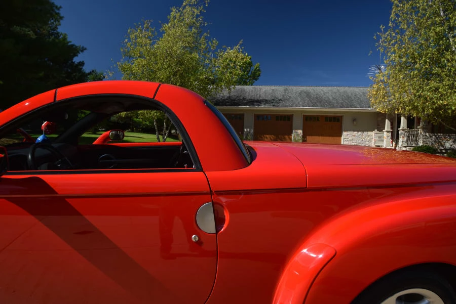 2004 Chevrolet SSR - Image 4 of 9
