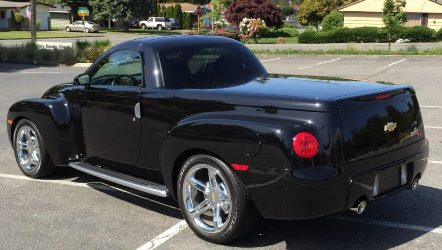 2004 Chevrolet SSR - Image 3 of 9
