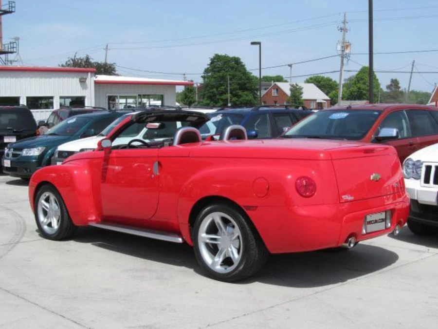 2004 Chevrolet SSR - Image 6 of 6